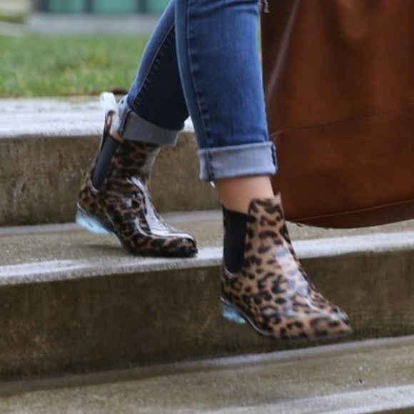 red wing roper boots